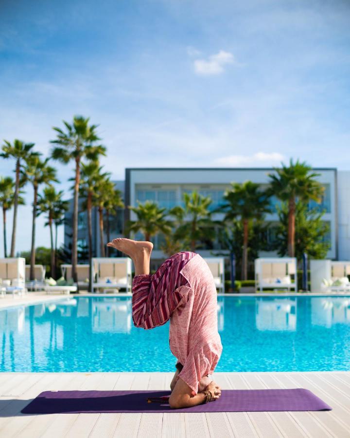 Vichy Célestins Spa Hôtel Casablanca Bouznika Esterno foto The swimming pool at the hotel