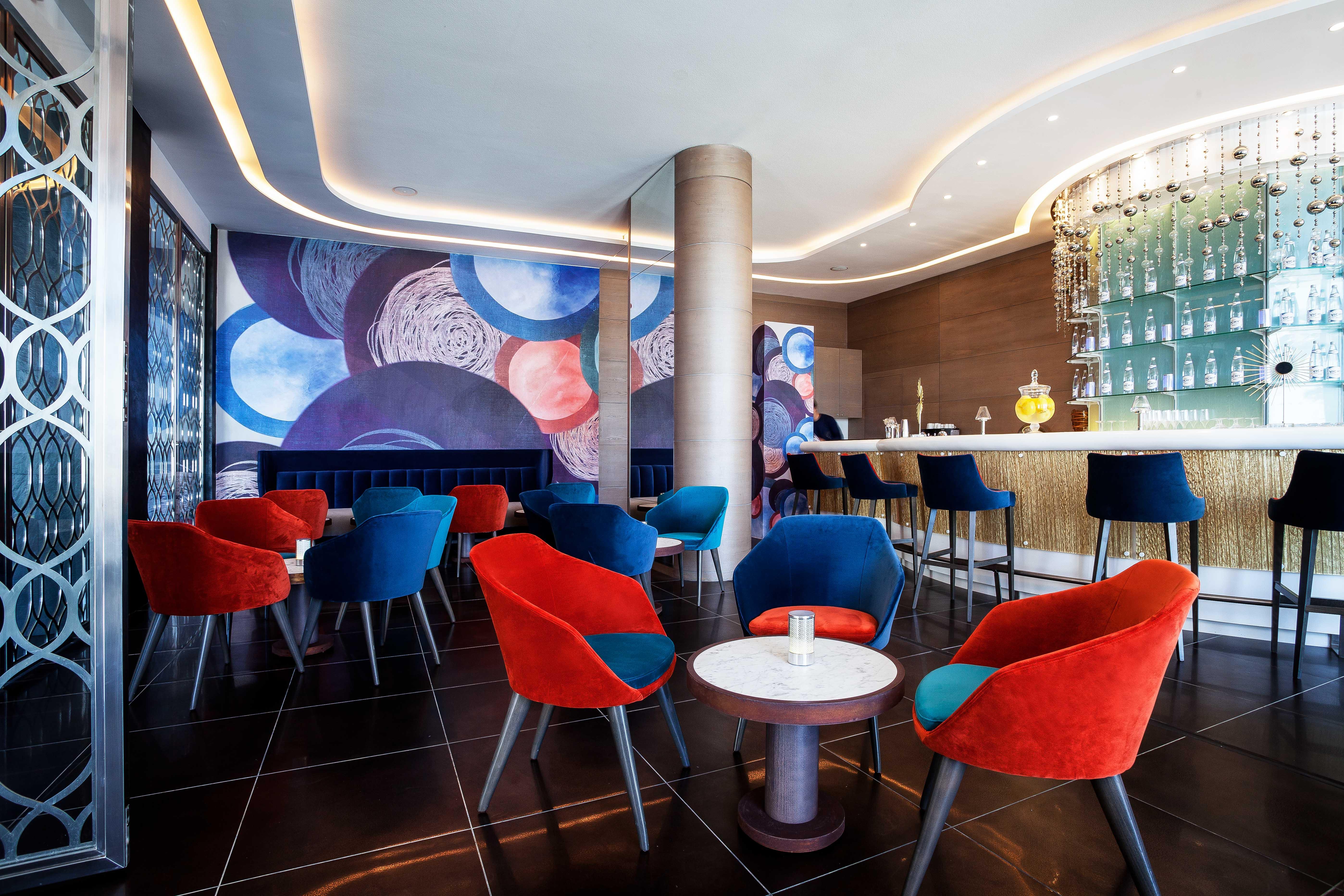 Vichy Célestins Spa Hôtel Casablanca Bouznika Esterno foto The bar at the 1001 nights lounge